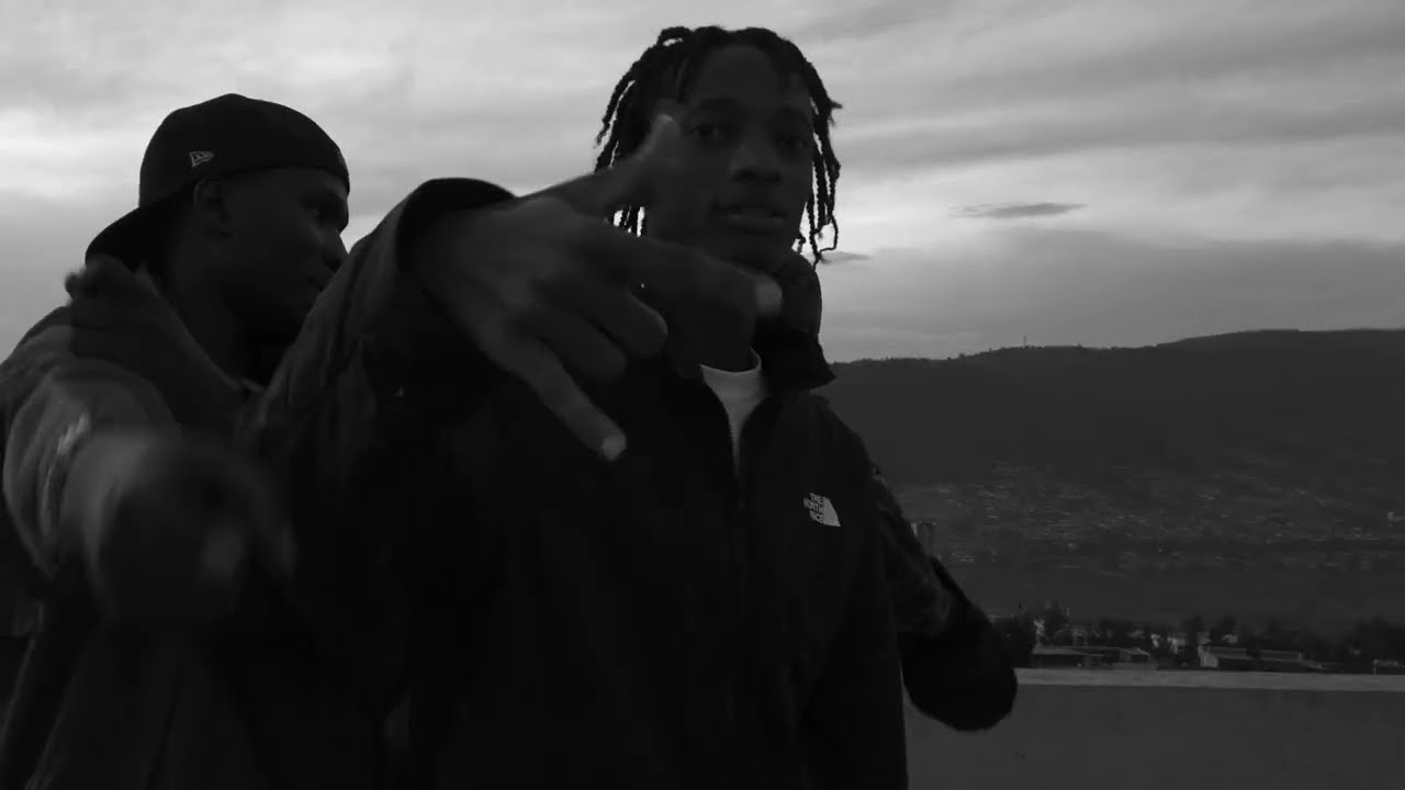 SLIM CHRIS - FREE CUZ (video y' ukuri)