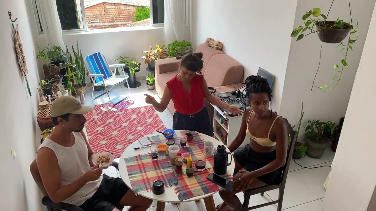 CAFÉ DA MANHÃ Ep. 1 – Música Brasileira para Começar o Dia | DJ Rebeca Remp