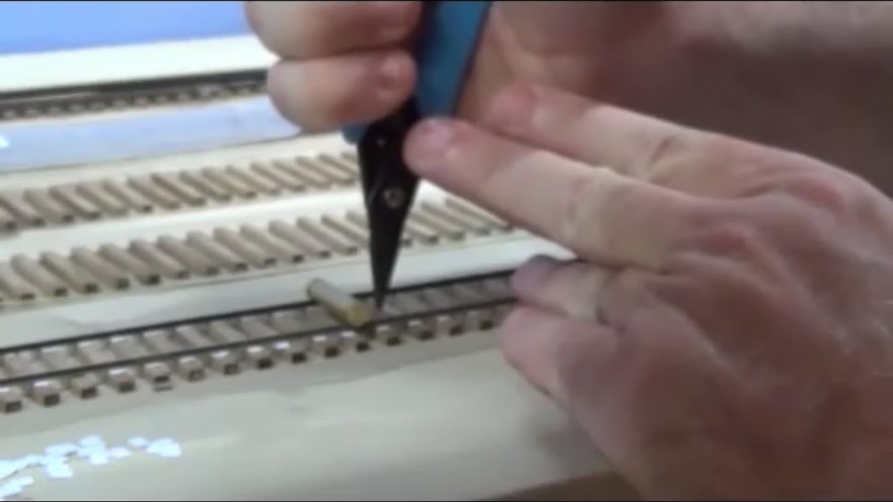 A Scratchbuilders Approach to Tracklaying