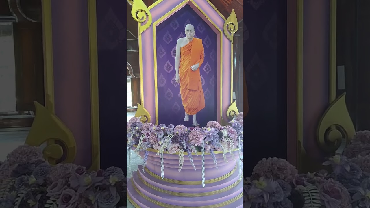 พระอุโบสถไม้แดง วัดพระพุทธแสงธรรม อ.หนองแค จ.สระบรี