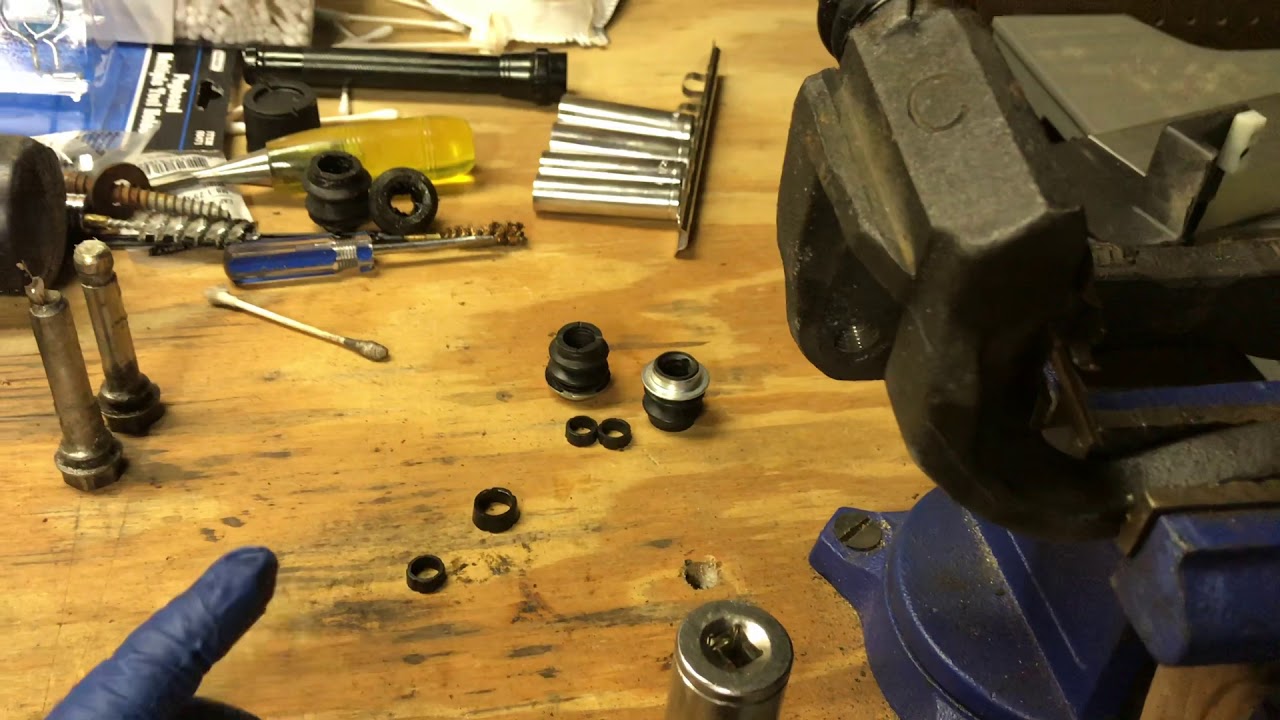 Caliper boots and bushing for 2006 Sienna