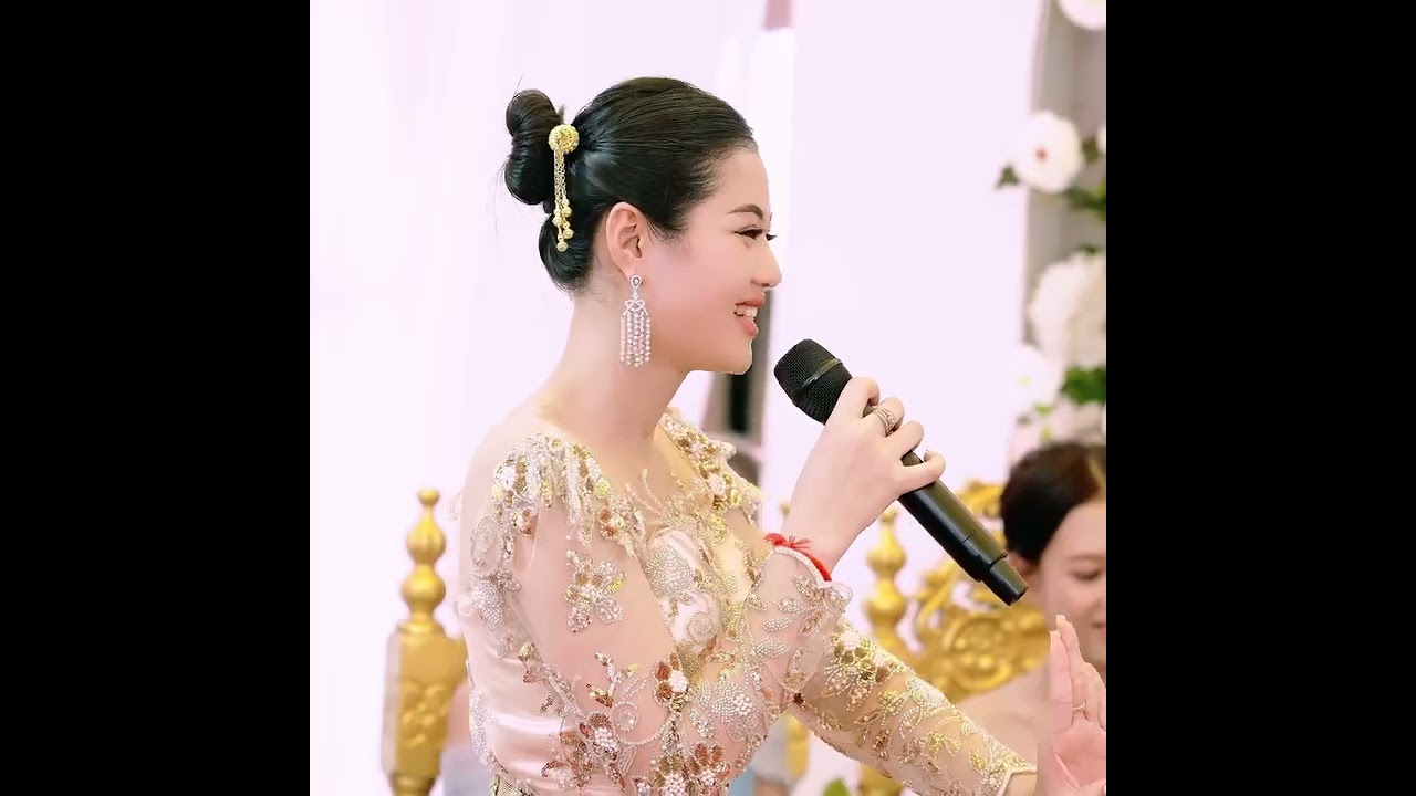 កំប្លែងកាត់សក់ ពូណម នឹង កញ្ញា ធីដា សេីចរឹងពោះ