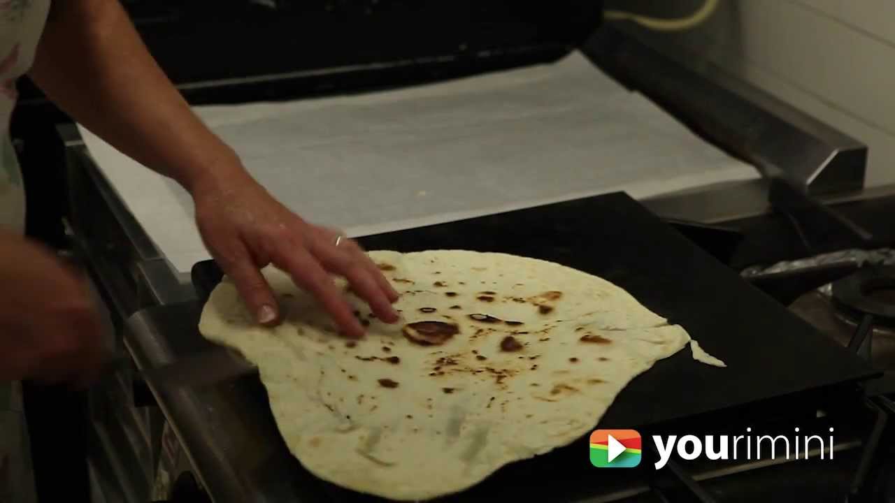 Ricetta per preparare la piadina romagnola, tutorial Yourimini !