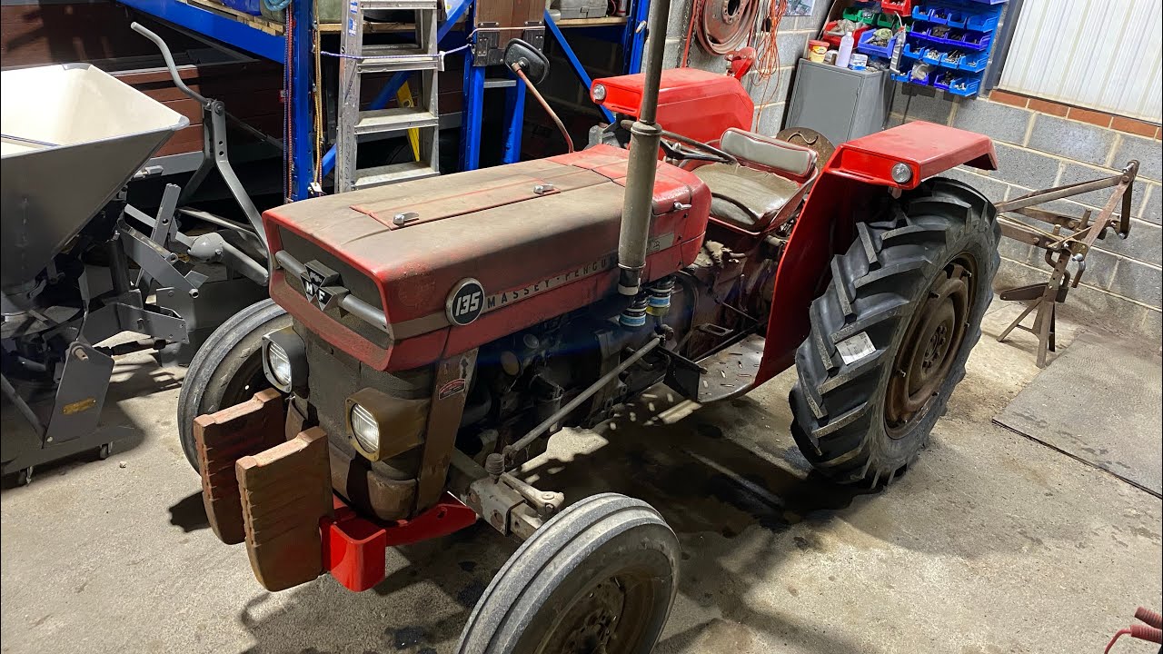 Massey Ferguson 135, как заменить шину