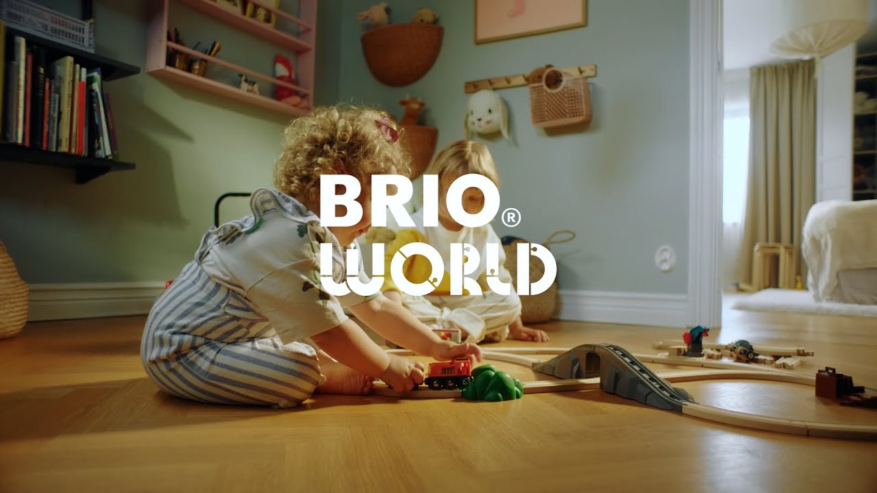 Start something timeless with our BRIO World Starter Sets🚂✨.