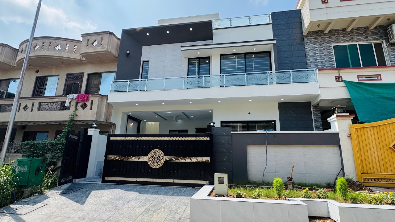 7 Marla House For Sale in G13 Islamabad