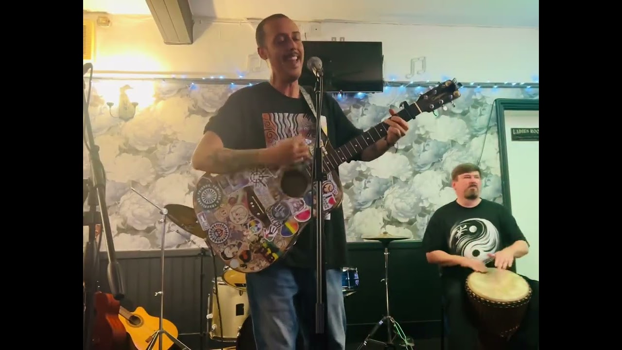 Live at The Grizzly Bear 🐻 Open Mic Fun 