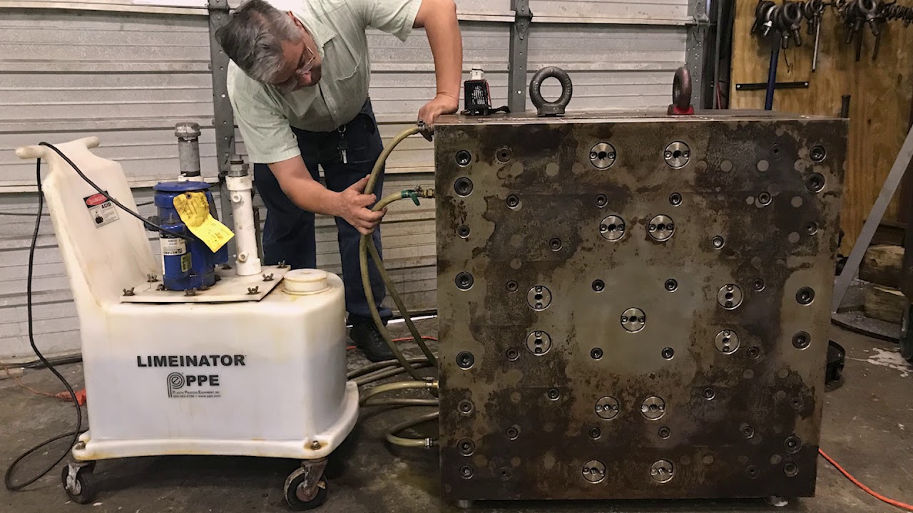 Tool Maintenance | Texas Injection Molding