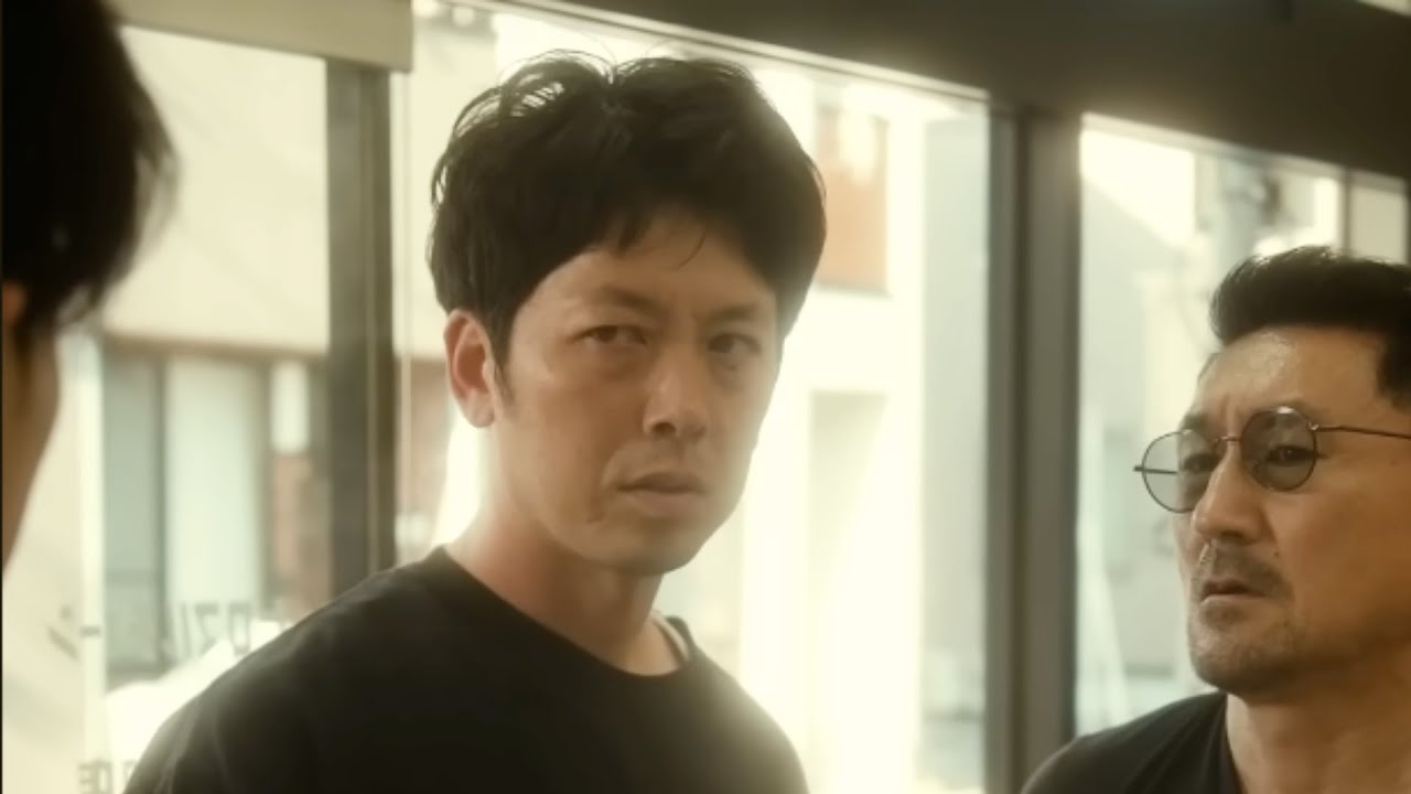 【短編映画（縦型）】年齢確認男VS年齢詐称男(背伸びしたい年頃)