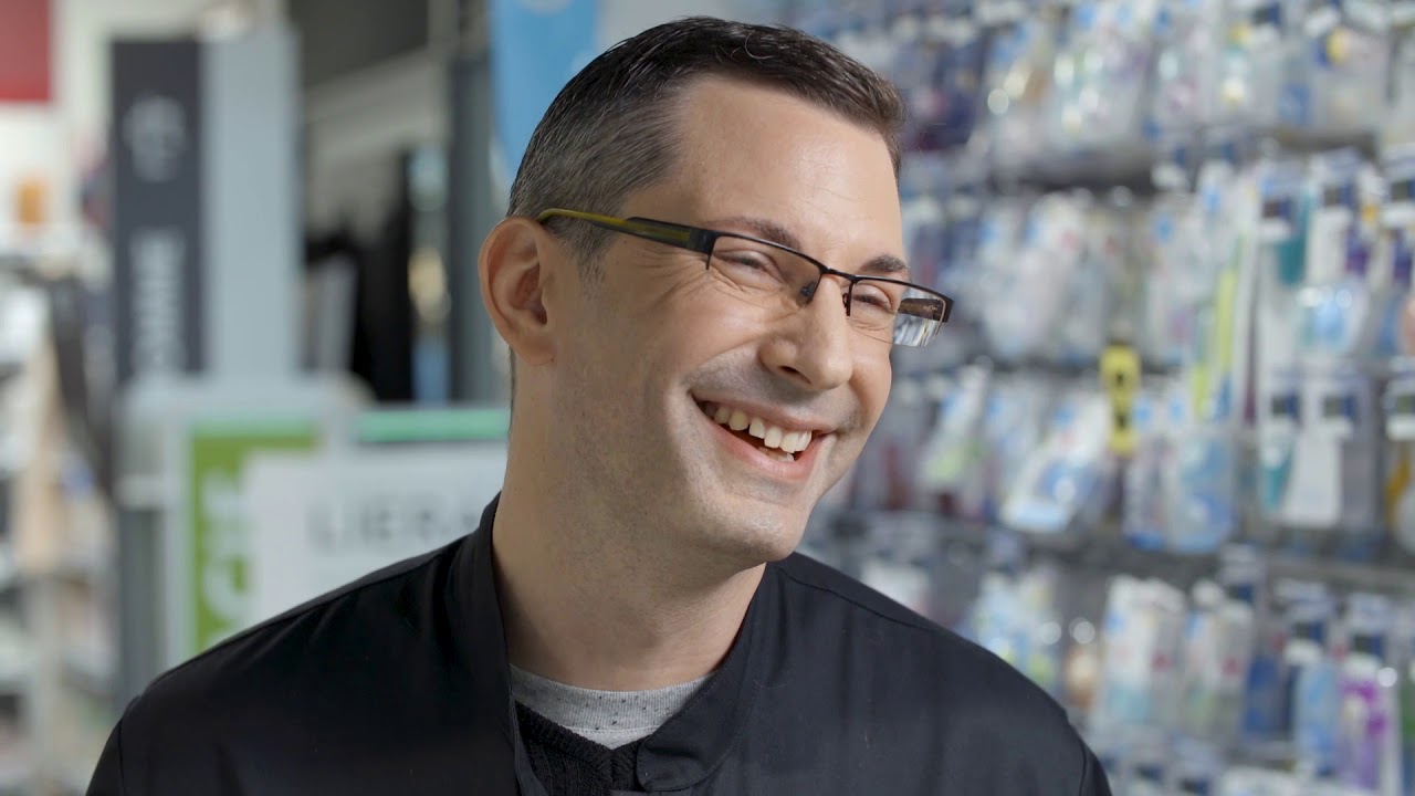 VIDEO METIER PREPARATEUR/TRICE EN PHARMACIE
