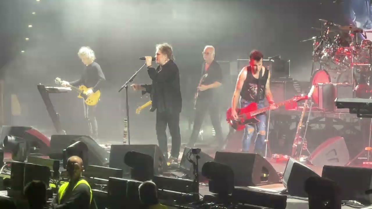 The Cure - Disintegration (Live Prag, 24.10.2022)