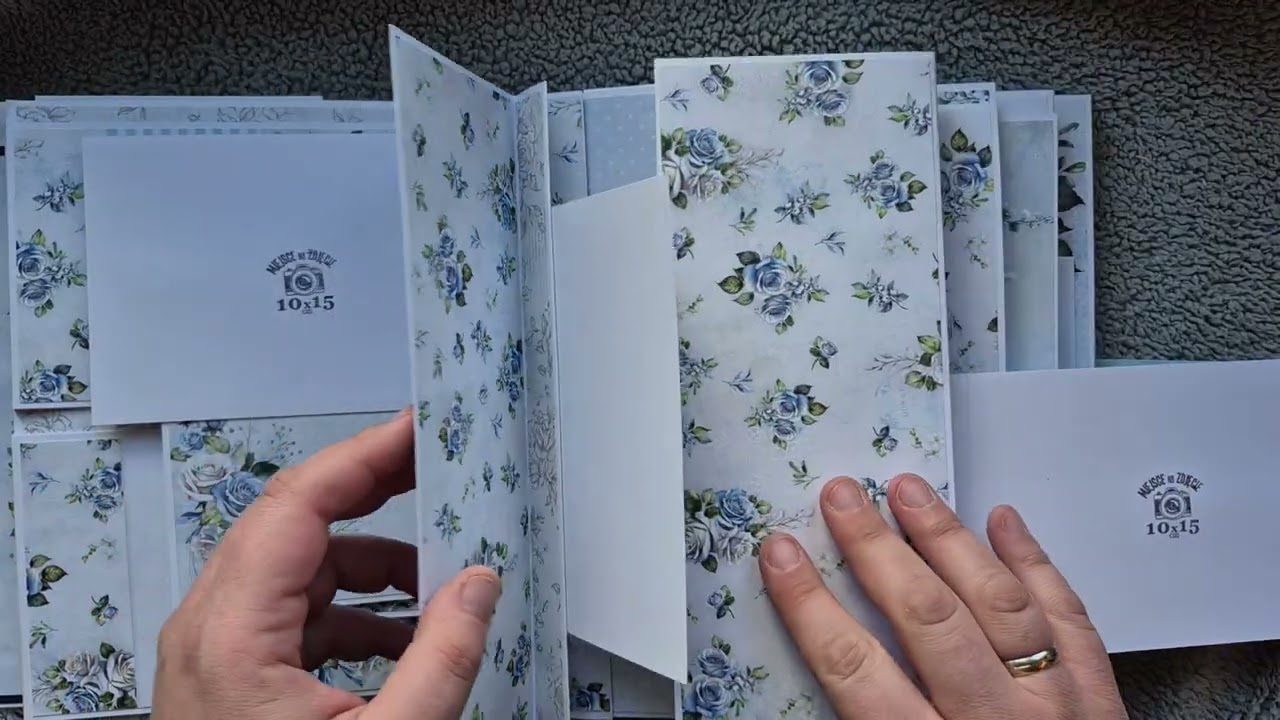 Album komunijny z kolekcji Blue Roses ScrapandMe 