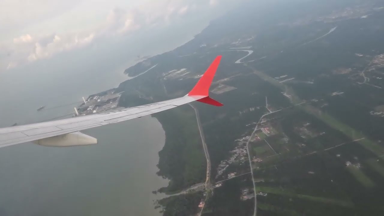 Batik Air Boeing 737 MAX 8 take off from Kuala Lumpur Intl Airport (KUL)