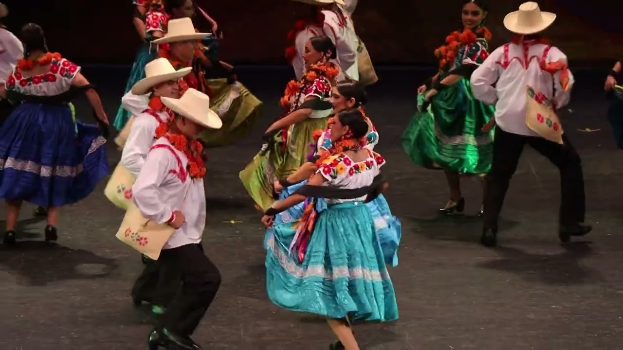 Ensamble Folklórico Mexicano - Hidalgo, fiesta del último camino