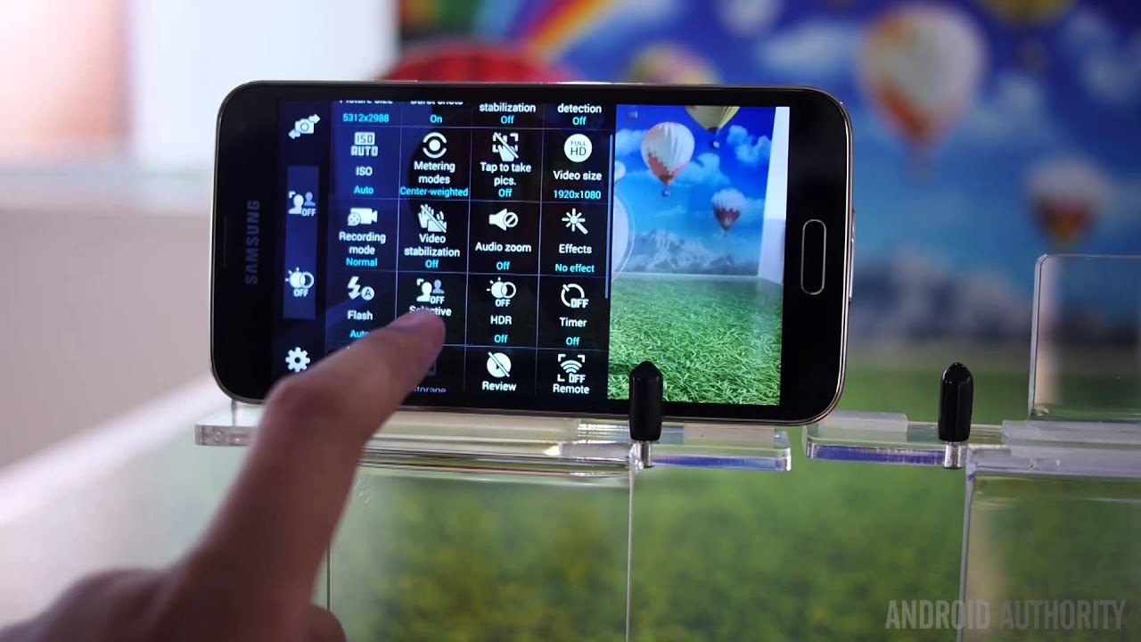 Samsung Galaxy S5 Camera Overview! - Feature Focus [MWC 2014]