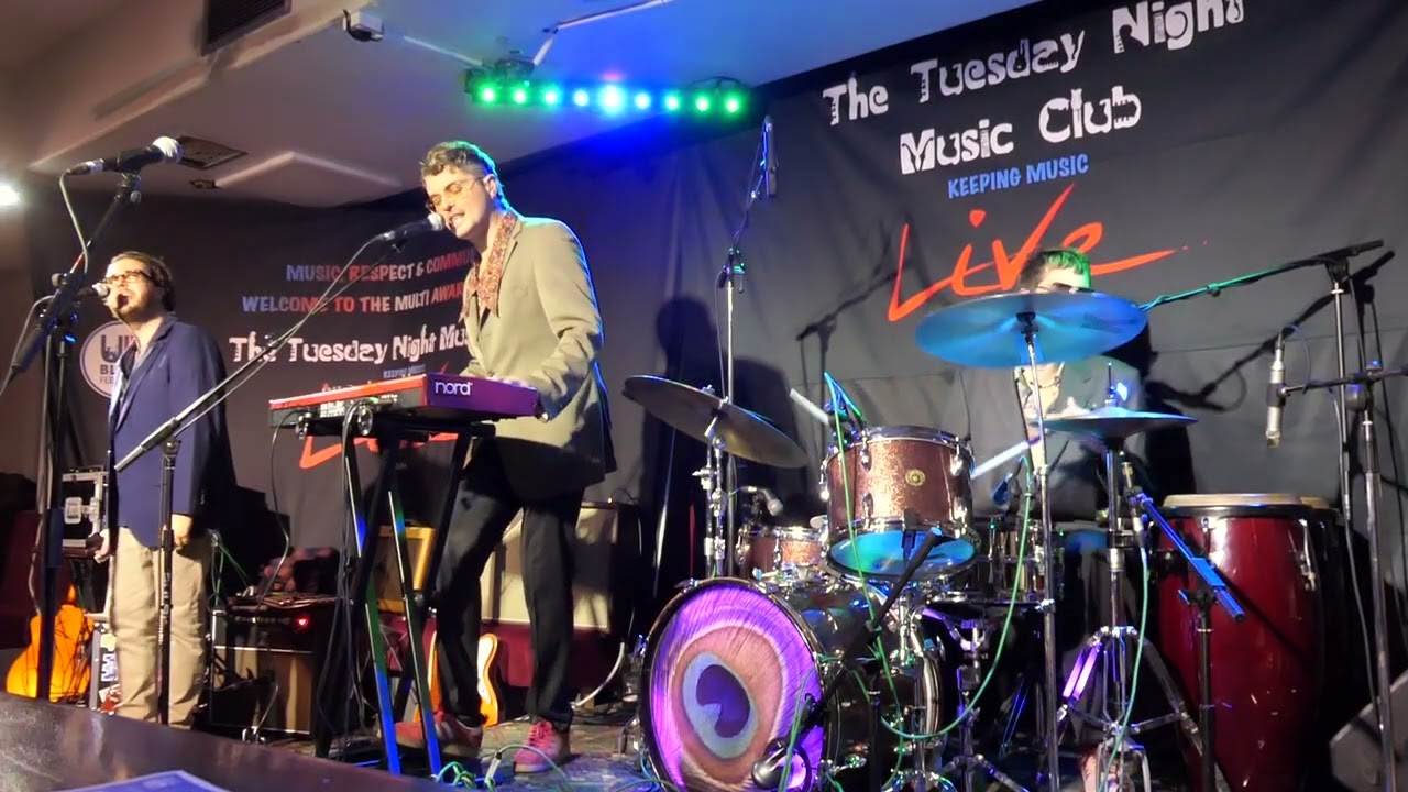 CINELLI BROTHERS     TUESDAY NIGHT MUSIC CLUB