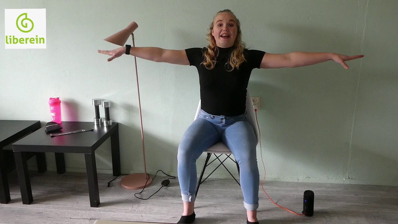 Bewegen op muziek vanuit de stoel (3)