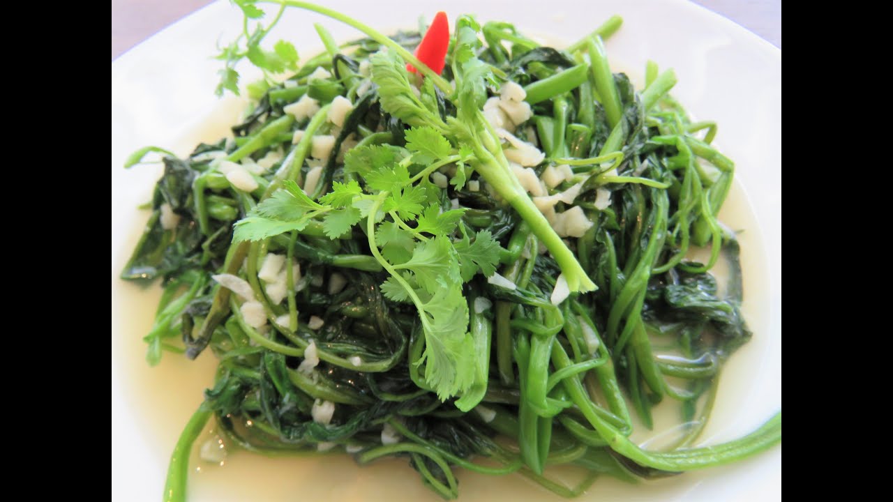 Liserons d'eau sauté avec l'ail - rau muống xào tỏi - Cuisine Autrement