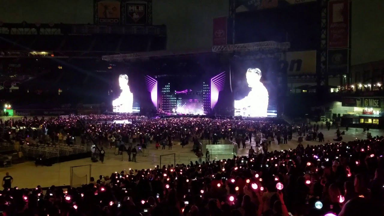 BTS: Airplane Pt2 [Love Yourself Tour, Citi Field 181006]