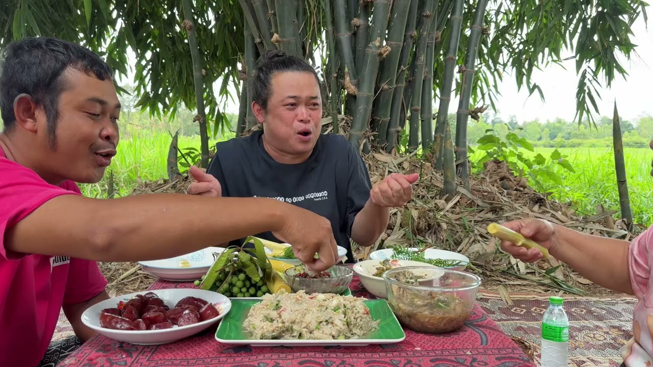 ซุบหน่อไม้ดองของแซ่บ เมนูที่สาวเฉิ่มชอบกินสุดๆเก็บผักสดๆริ่มรั้วโคตรเข้ากัน