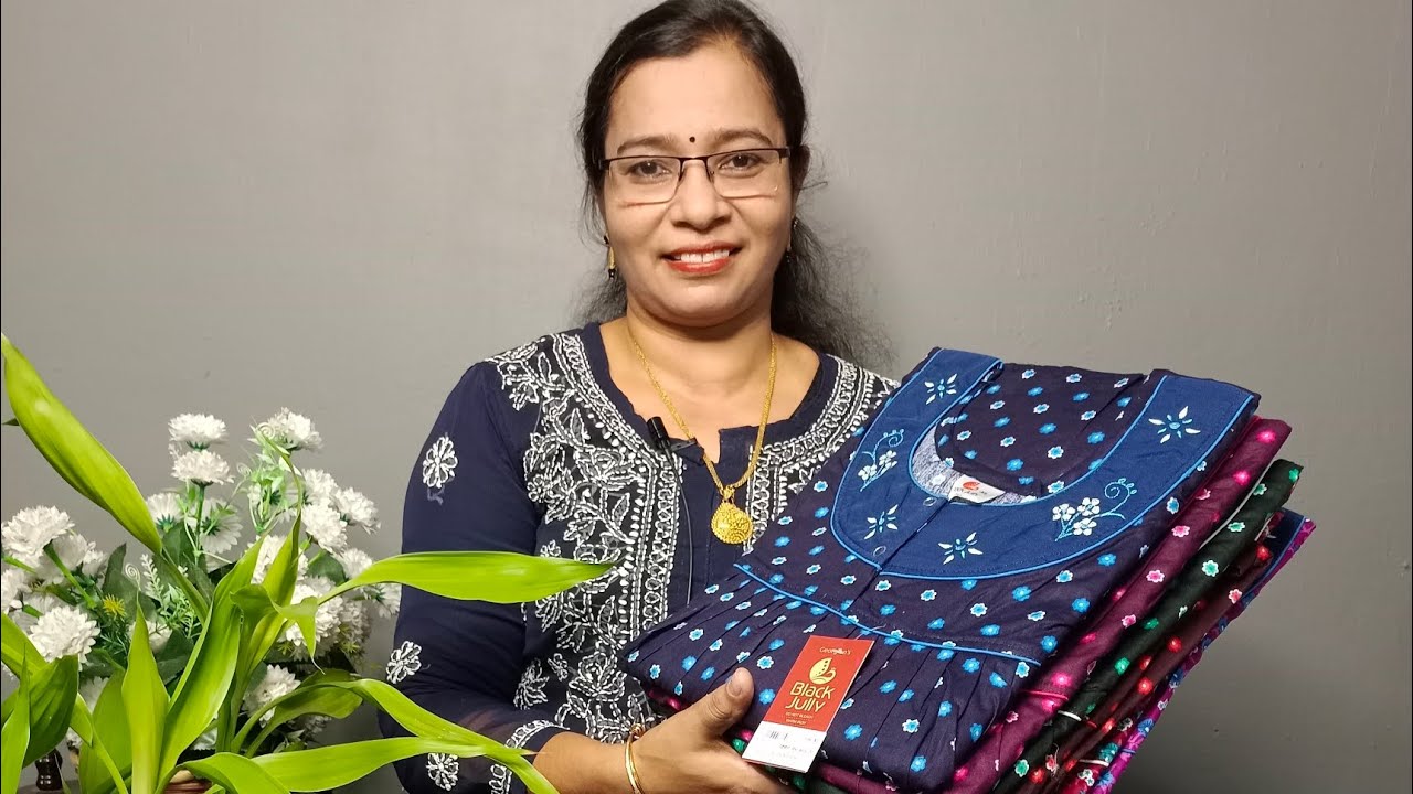 BLACK JULLY NIGHTIES / SIZE XL / PRICE ₹499 / READY TO SHIP / AHRONS BUDS