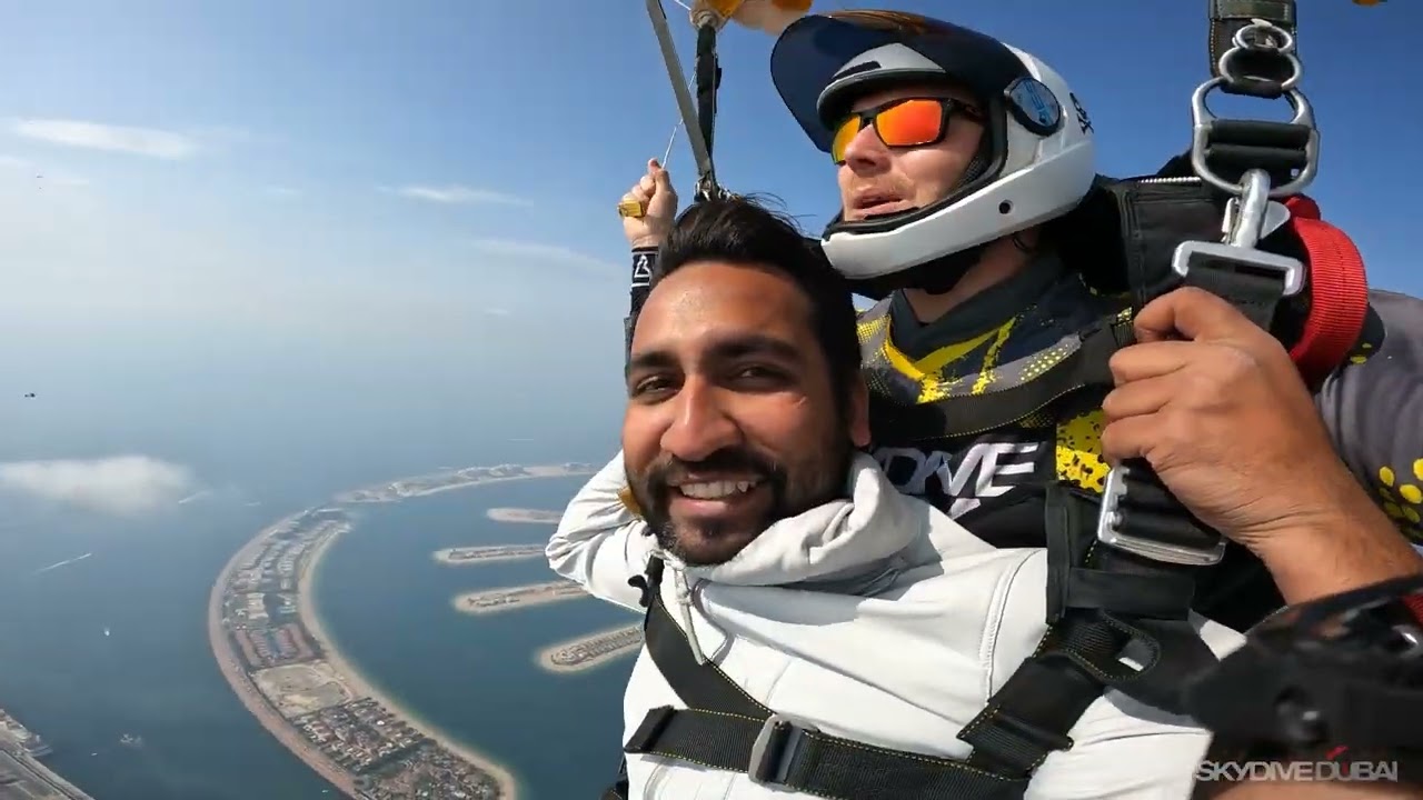 #JayashmishraBallia #skydivedubai. #palmjumeirah #bhojpuri #song#ballia #video @skydivedubaivideo