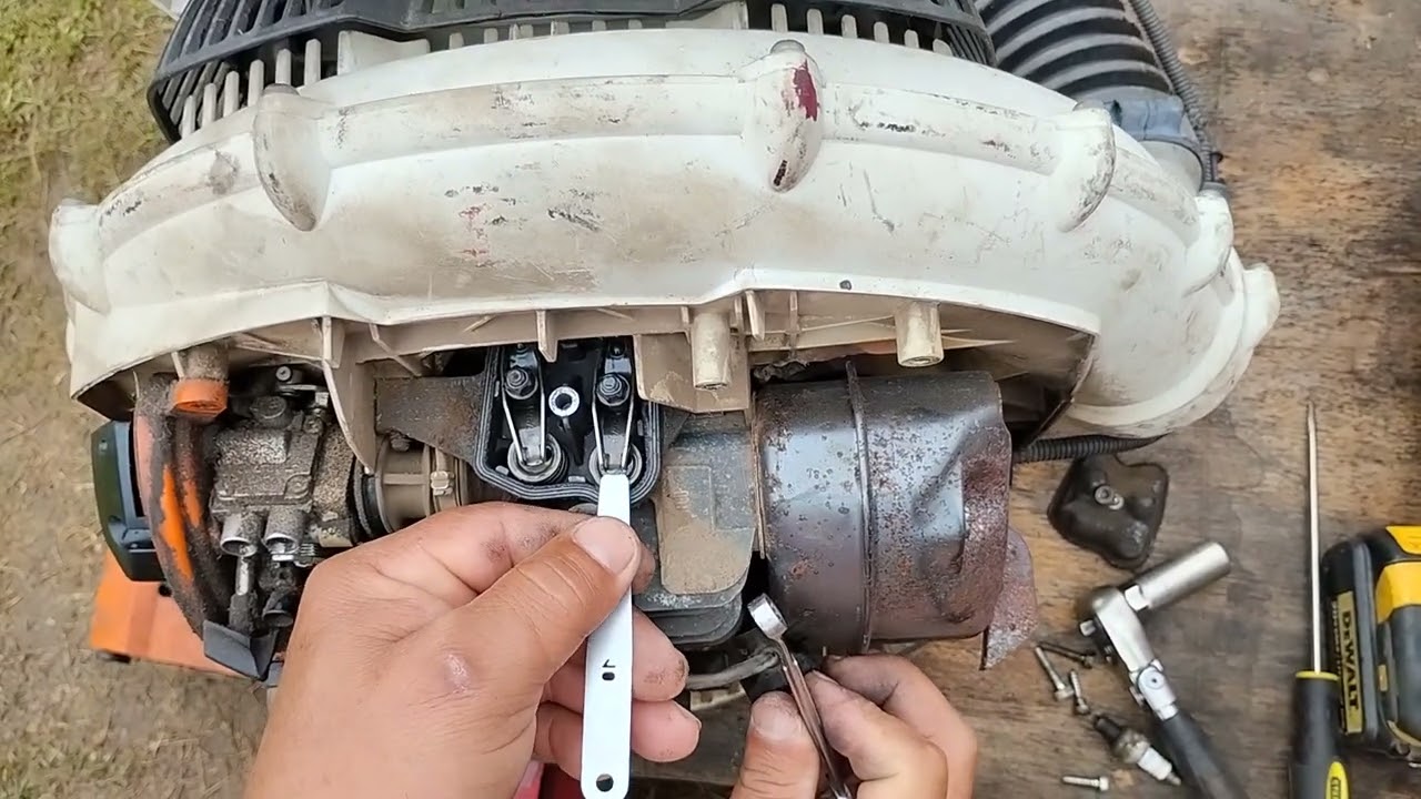 Como calibrar las válvulas de una sopladora de mochila STIHL