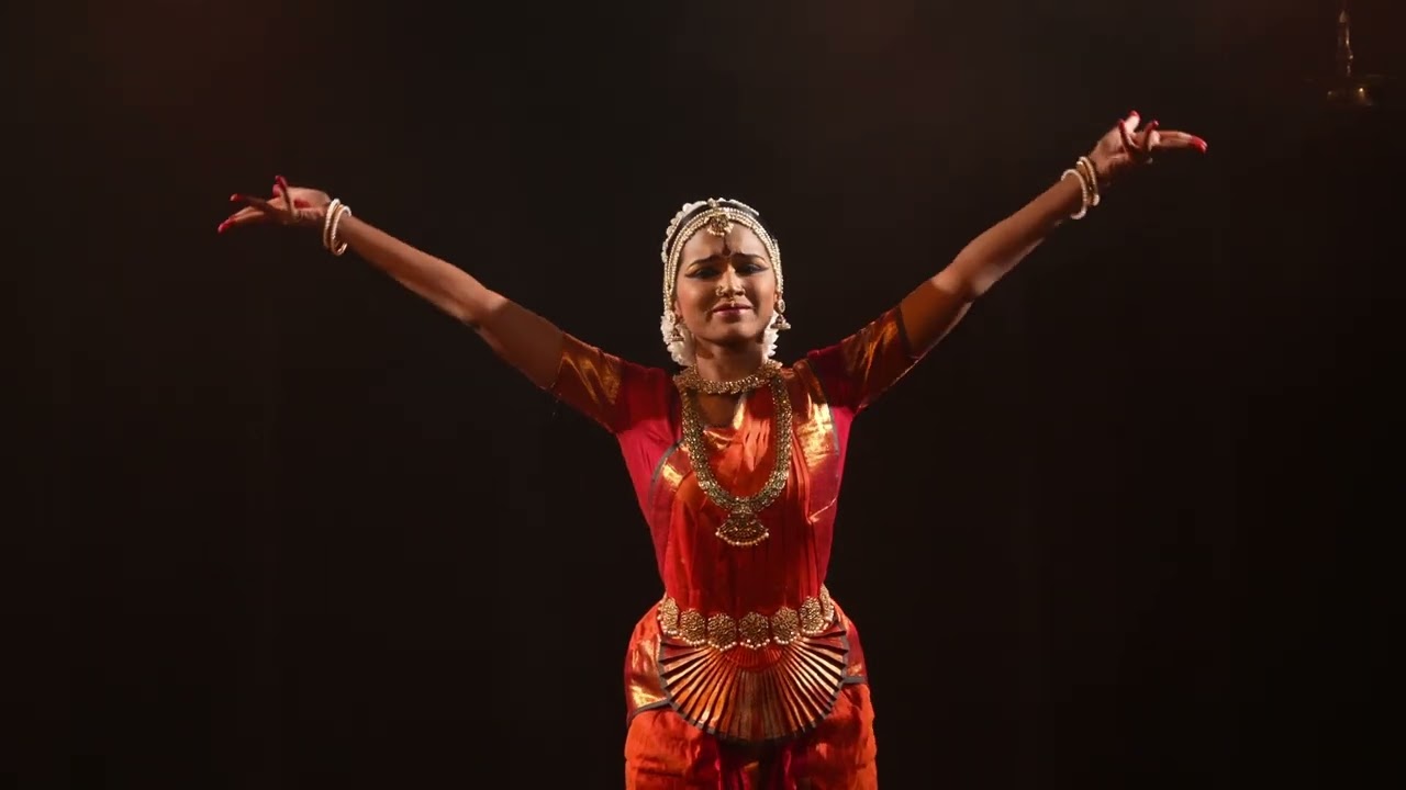Pushpanjali & Alarippu | Dhanya Kandavel Arangetram | Stage Entry | Ragam Arabi