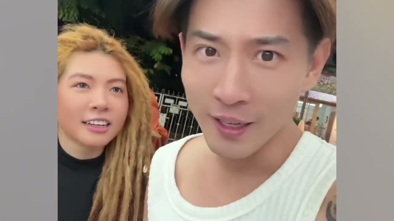 Ziheng Rides His Scooter to the Airport for a Sweet Reunion with Shuideng — Love Is in the Air!
