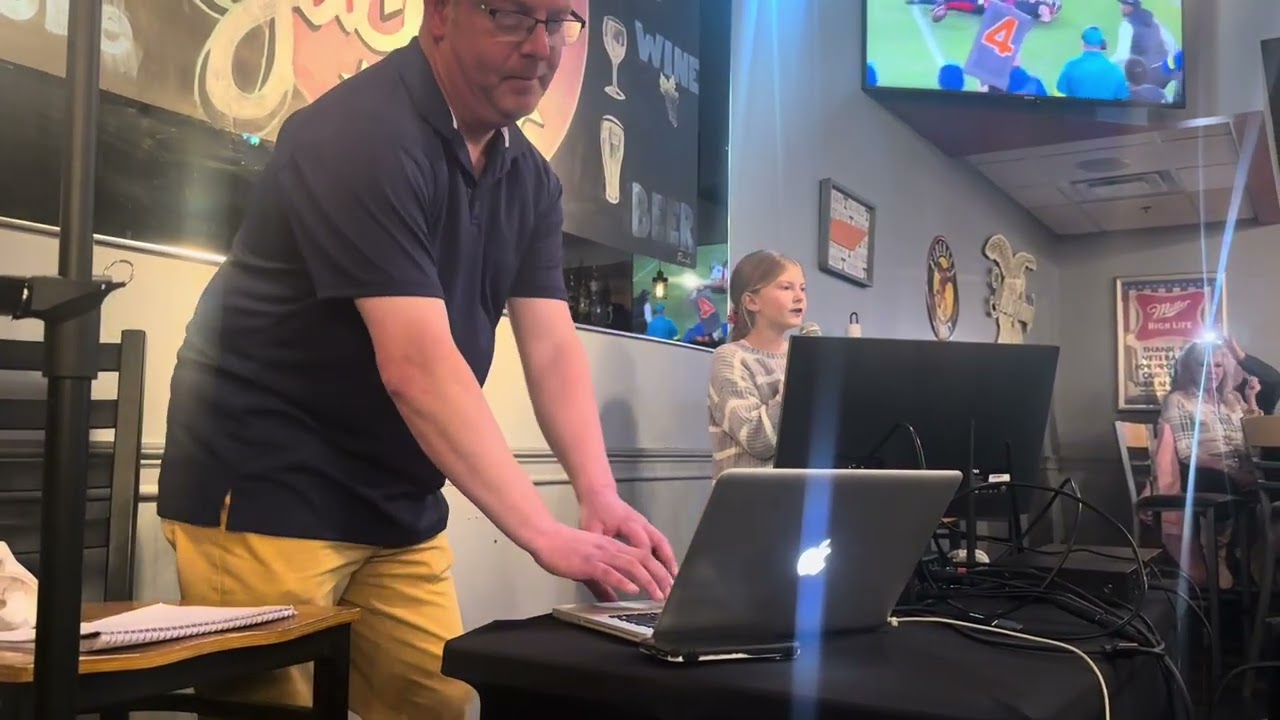 10 year old sings Journey at karaoke 