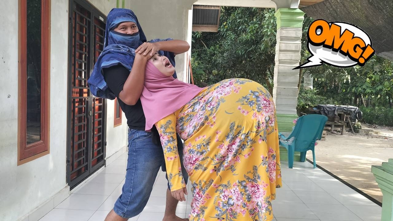 Drama Lucu 😂😍😘 Ibu Hamil Melahirkan Di Tolong Culik Bersarung