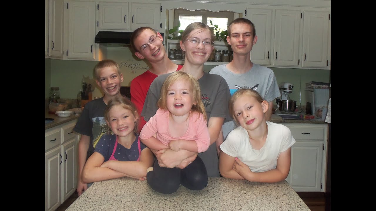 LARGE FAMILY Day in the Life (DITL) -  Homesteading and Homeschooling