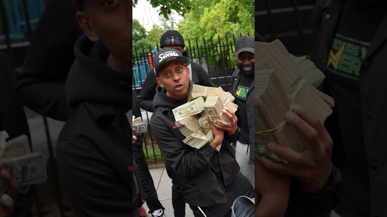 Gillie Holds A Boogie&rsquo;s Money 😳