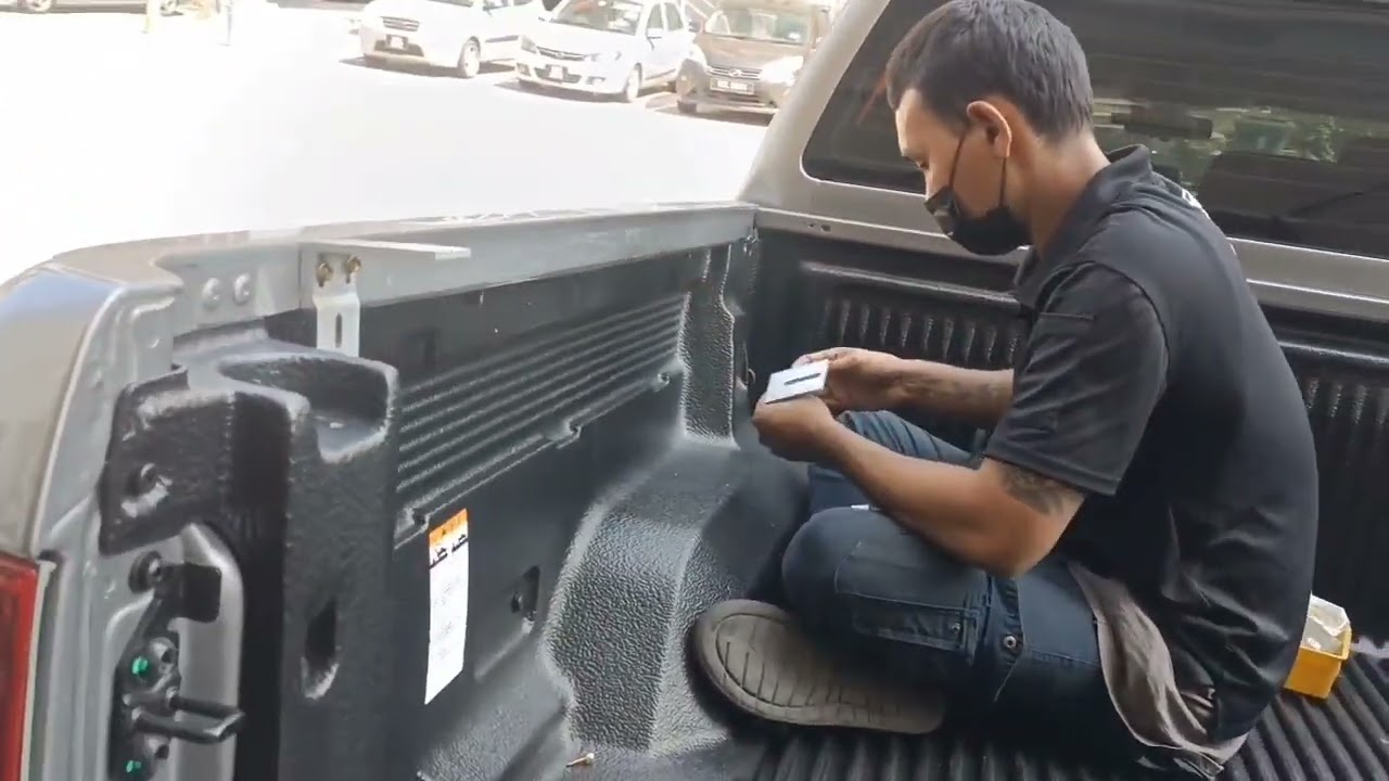 How to Install Ford Ranger 2.2 Roller  Shutter Manual