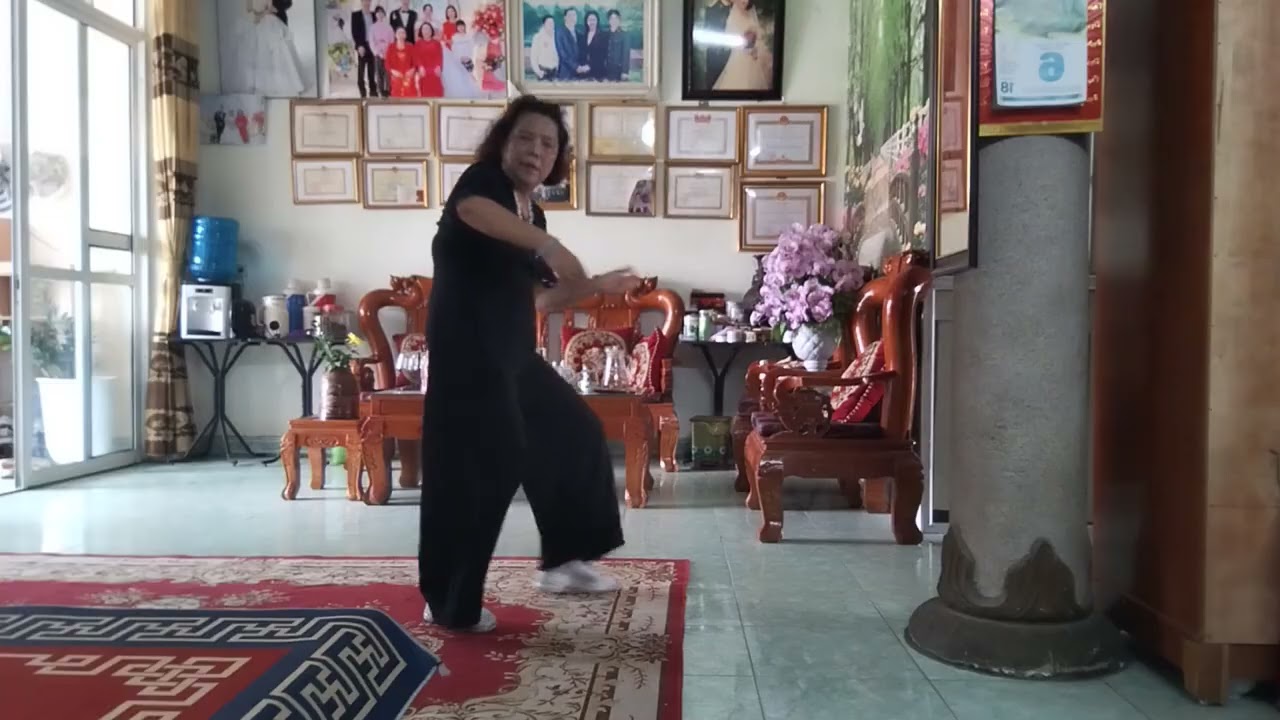 dung bùi nâng cao sức khỏe bằng các vũ điệu cha cha 