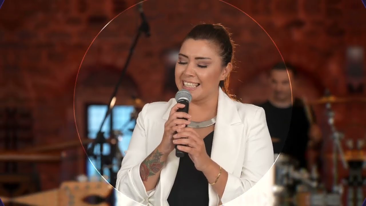 'Neydi O Şarkı' Her Cumartesi 19:15 'de TRT Müzik ekranlarında...