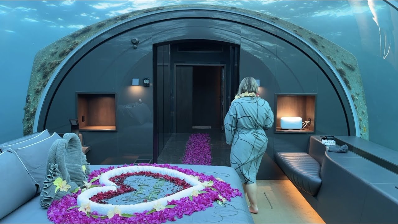 I STAYED IN THE $50,000/NIGHT MALDIVES HONEYMOON SUITE