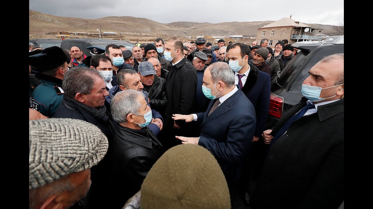Վարչապետը չնախատեսված կանգառներ է ունեցել Մաստարա, Աշնակ, Ներքին Բազմաբերդ և Ուջան համայնքներում
