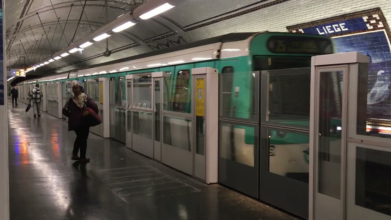 Métro 13 RATP : Prises de vue de plusieurs MF77 à la Station Liège .