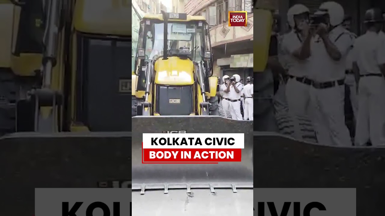 VIRAL: Kolkata Crackdown After Deadly Fire | KMC Demolishes Illegal Structure In Tiljala