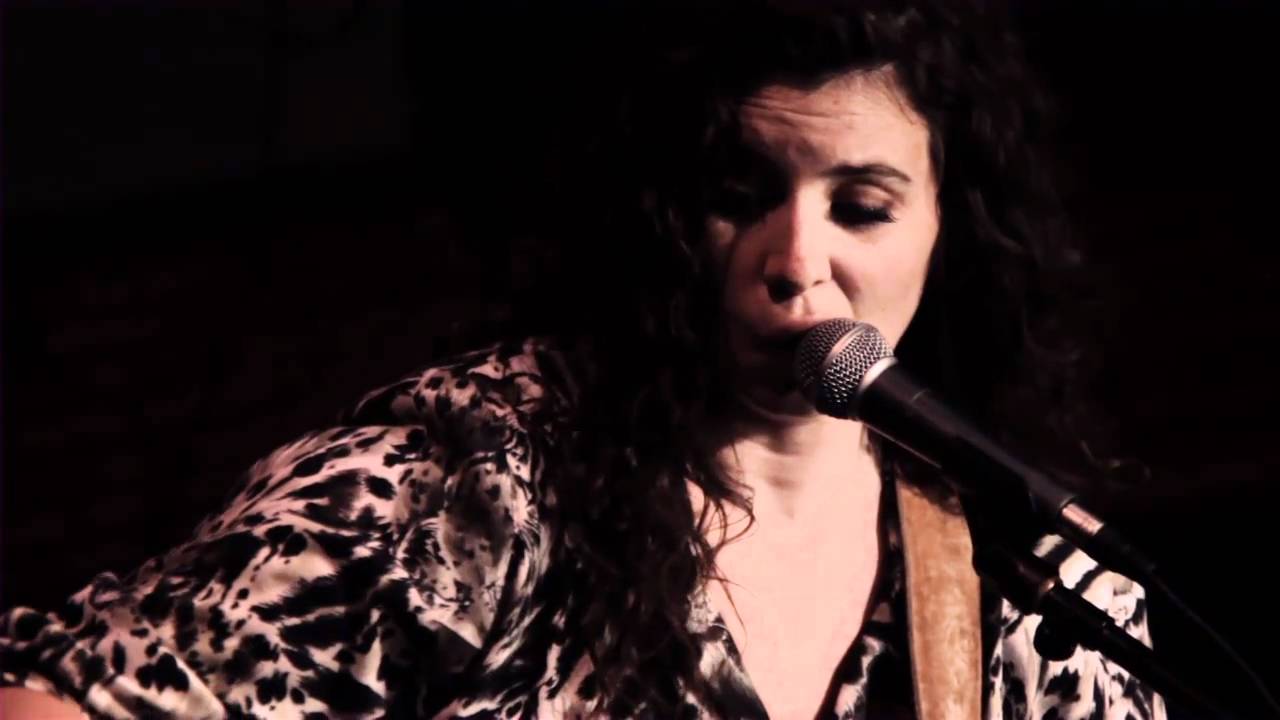 Off the Avenue Concert Series E01- Kaleigh Baker 