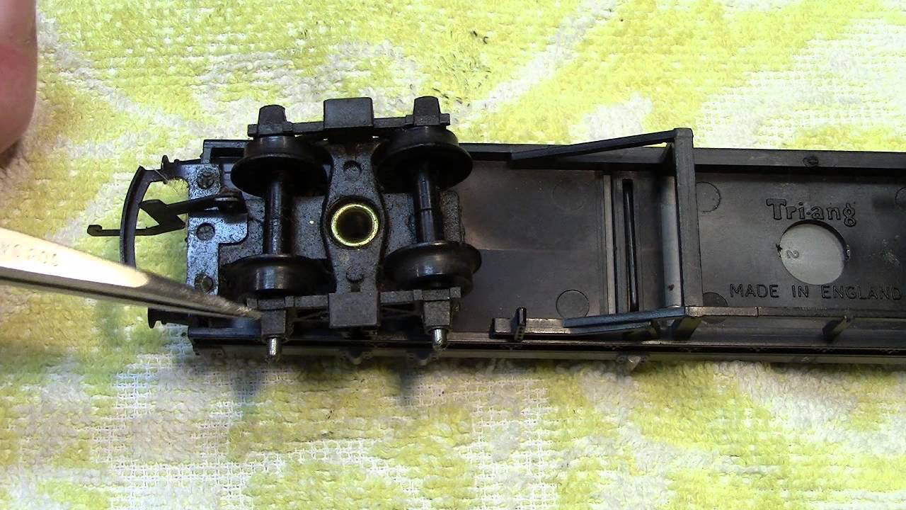 Replacing/Changing The Wheels On Your Older Rolling Stock, Locomotives & Trains. Hornby Triang etc.