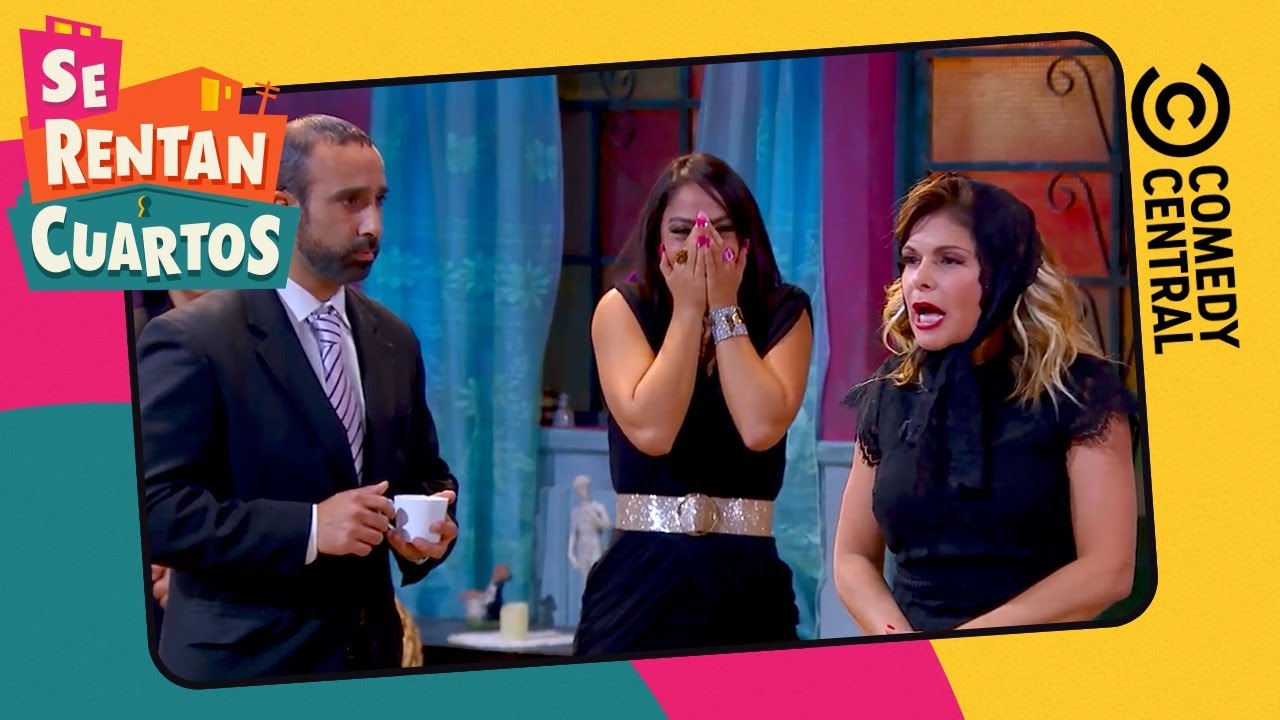 Itatí Cantoral Canta La Guadalupana | Se Rentan Cuartos | Comedy Central LA