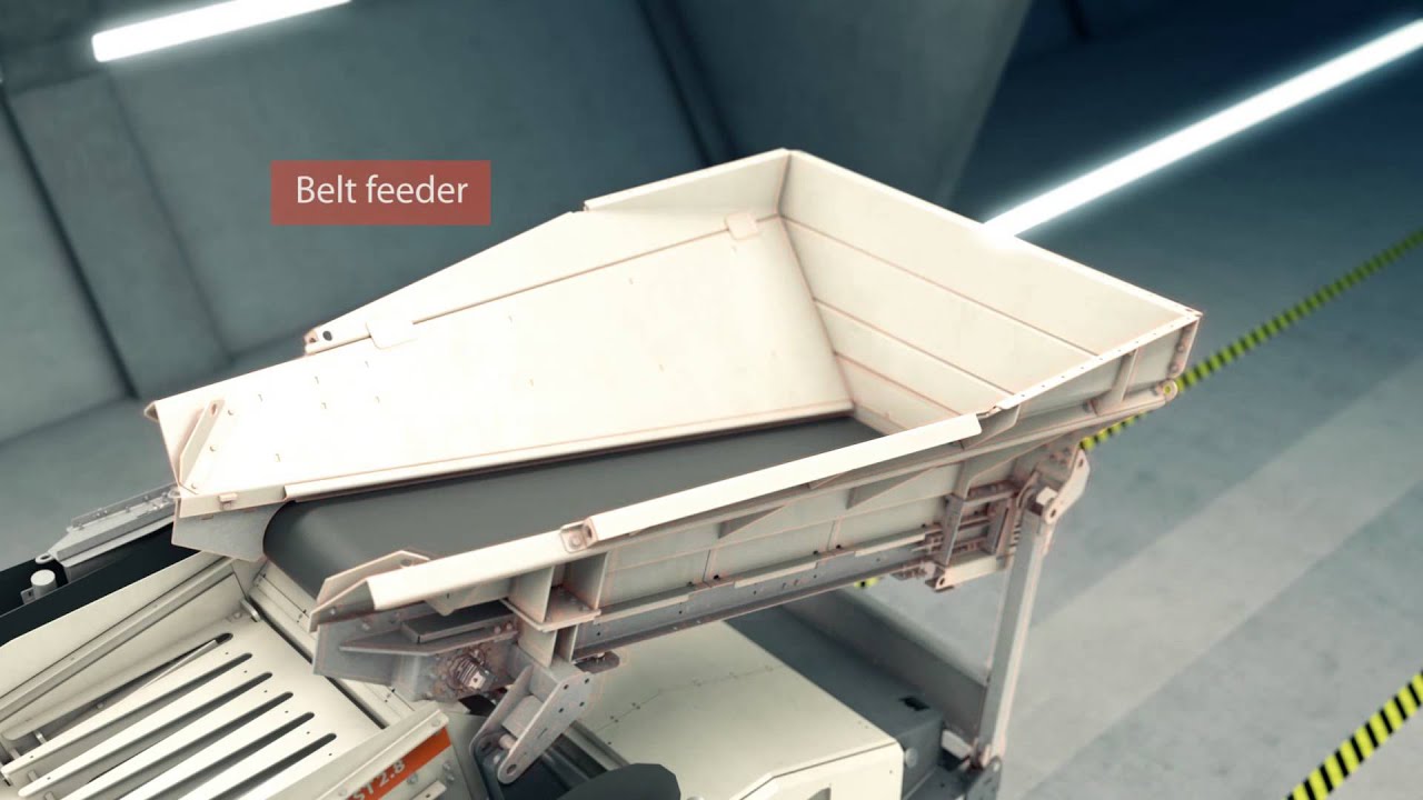 Metso Lokotrack® ST2.8™ mobile scalping screen