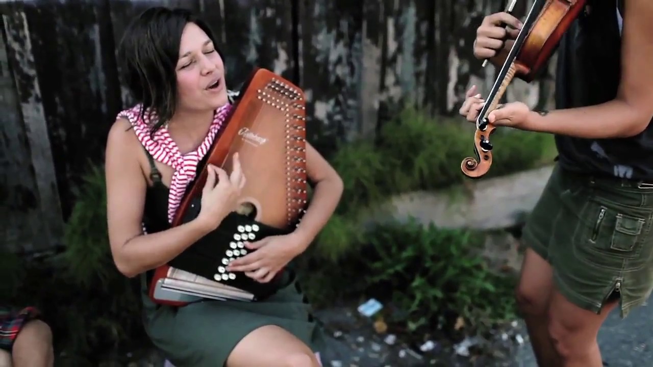 ASTW Presents:  MISS EMILY BROWN -  In Technicolor (Sept.  2009)