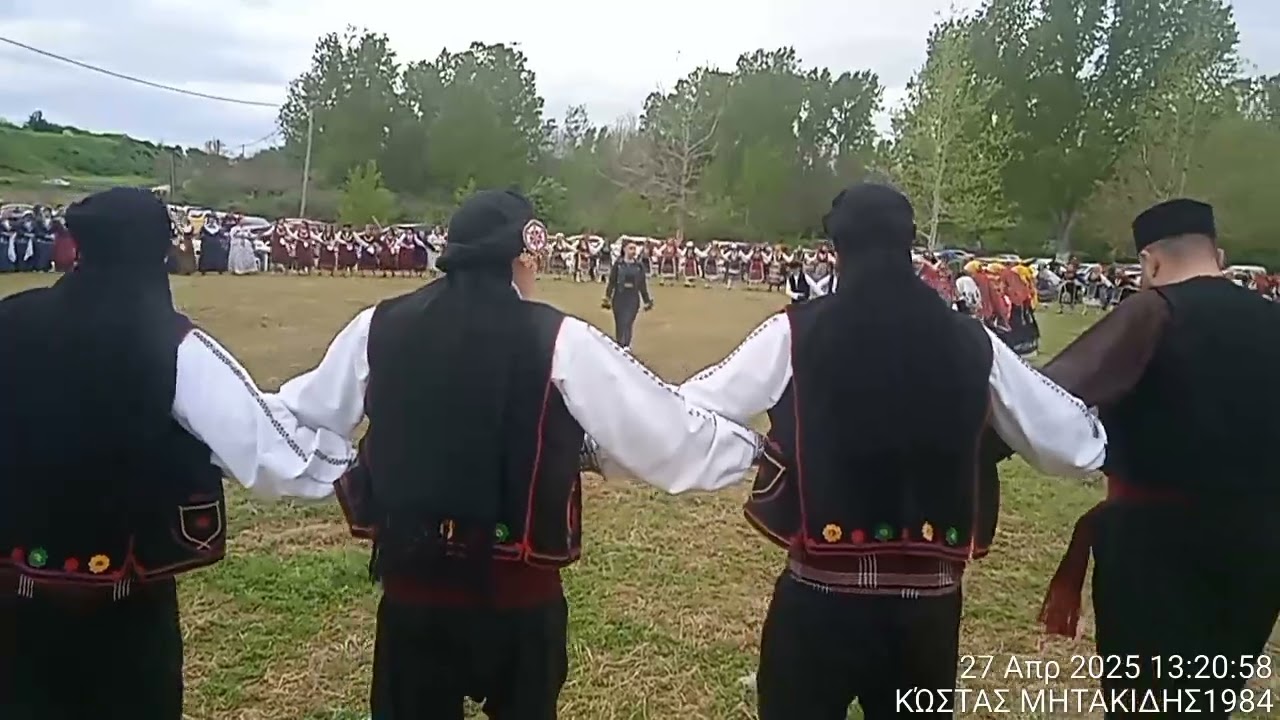 Μια πασχαλιά και μια λαμπρή δίπλα στο ποτάμι στα Ρίζια Ορεστιάδας Έβρου 27.4.2025