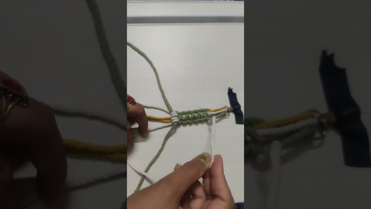 Macrame keychain 
