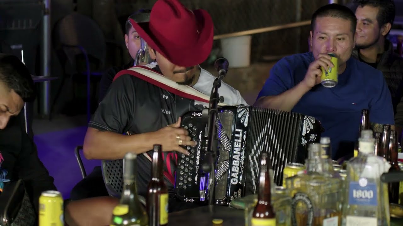 Los Pimenteles - Pisteando Con La Muerte