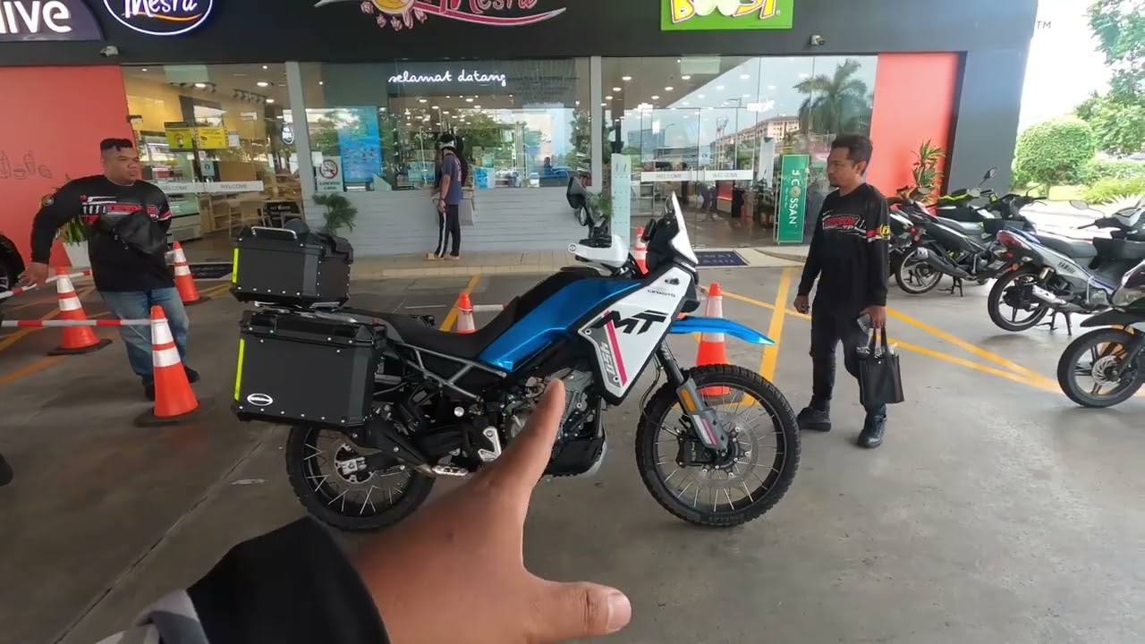 PANDANGAN PERTAMA CF MOTO MT450 KING LEKAS