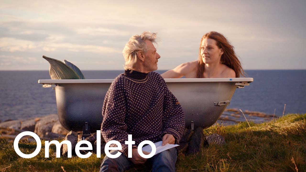 BATHTUB BY THE SEA | Omeleto